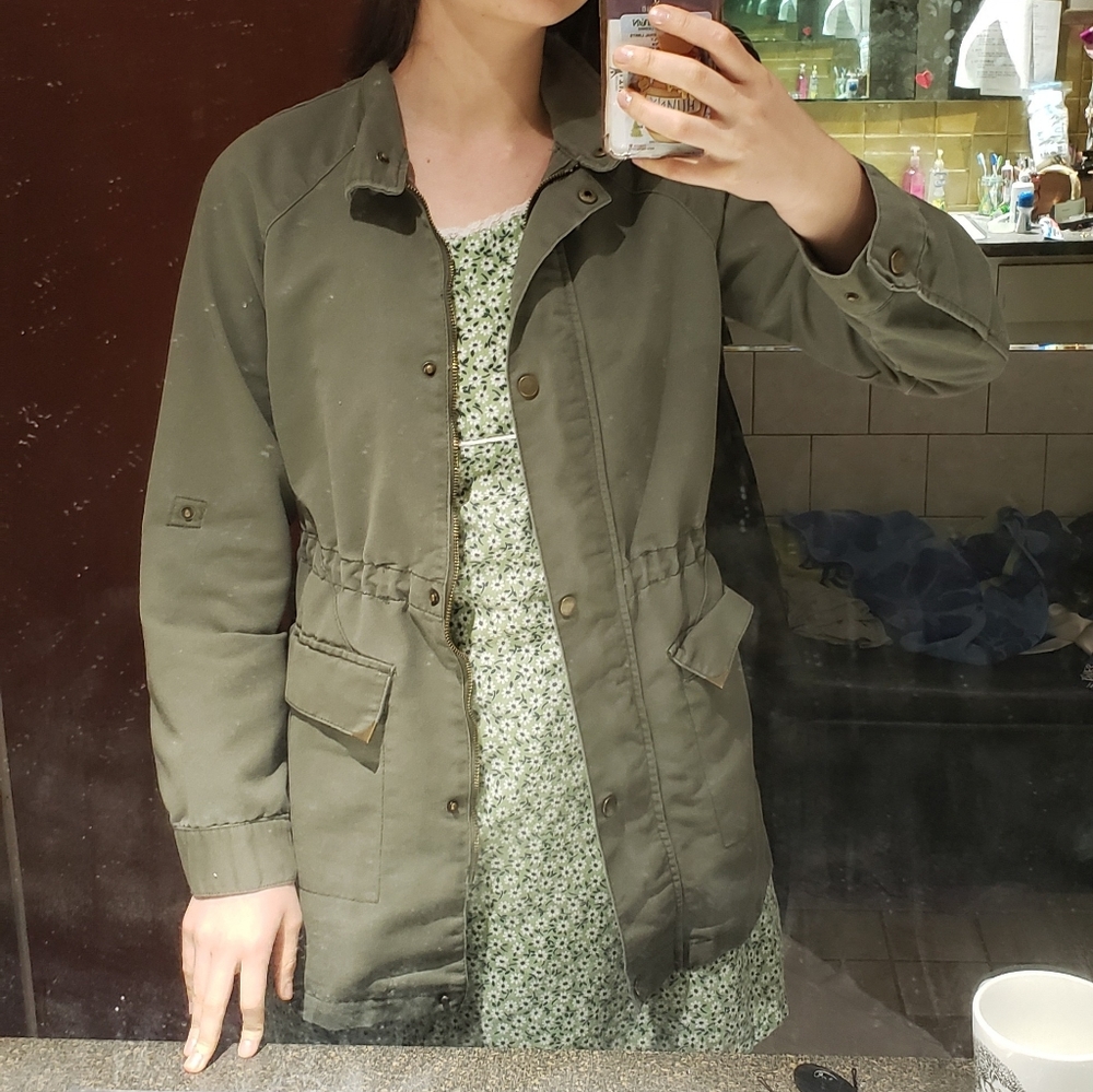 a. New. Day green utility jacket size S